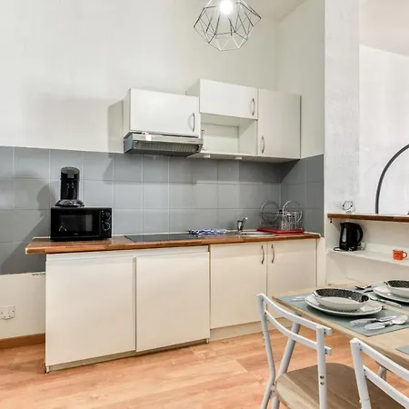 Parenthese Occitane -wifi - Balneo- Parking Gratuit - Netflix Apartment Carcassonne